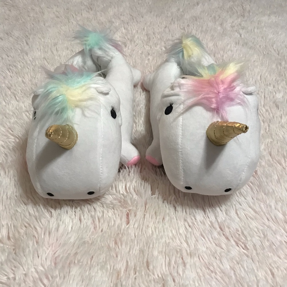 Dolls Kill Smoko Unicorn Slippers